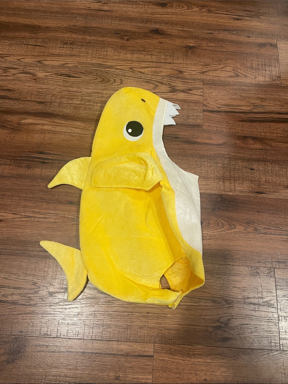Baby shark costume